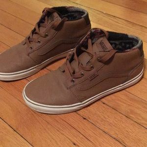 Vans hightop with fuzzy inside pre loved condition